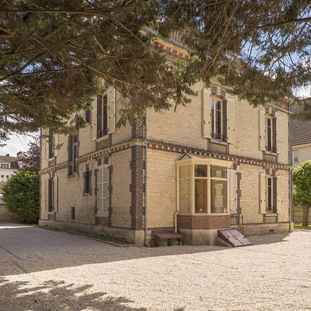 Bonappart 1 - Charme Napoleonien & Confort Troyes Eksteriør bilde