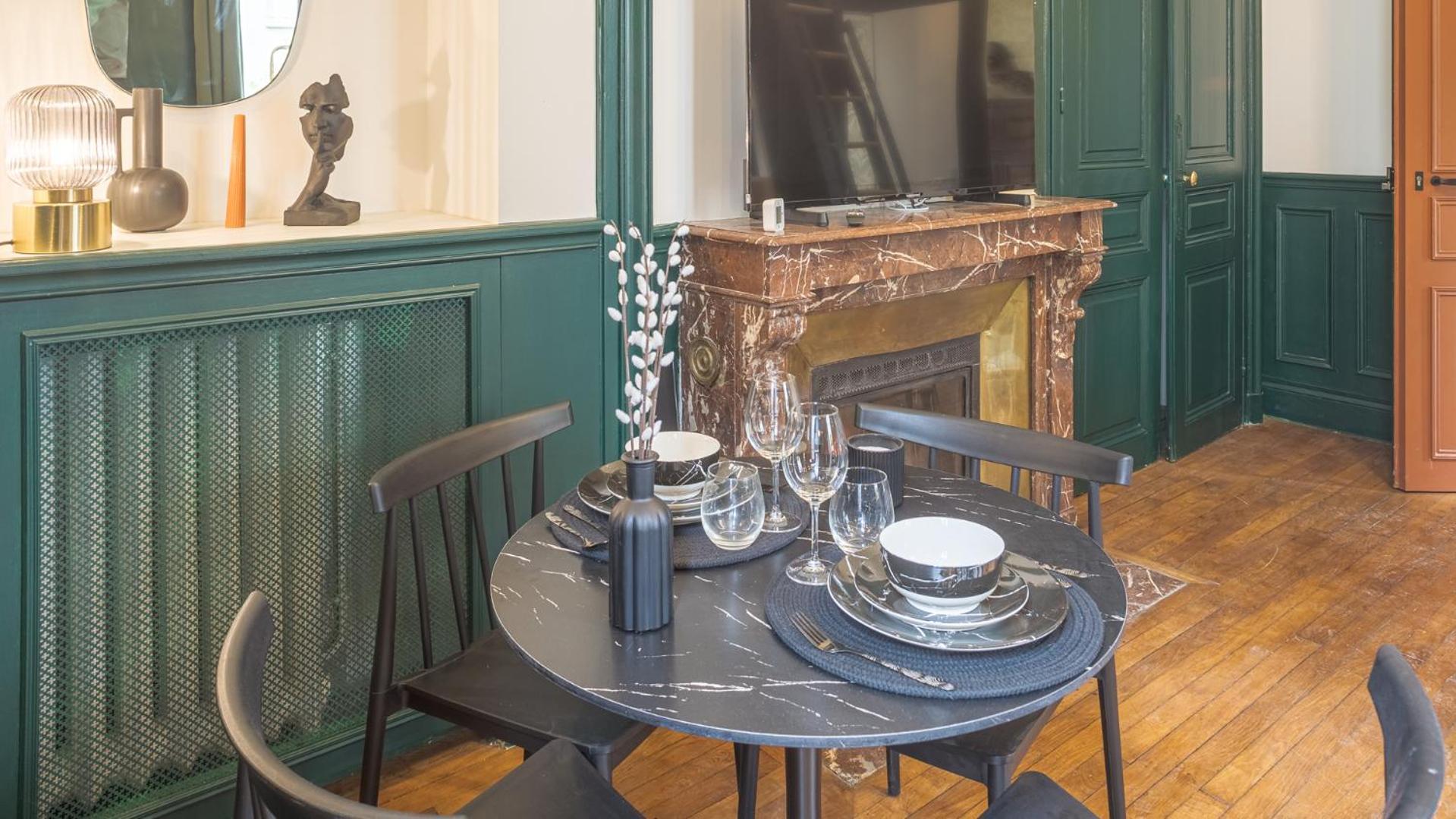 Bonappart 1 - Charme Napoleonien & Confort Troyes Eksteriør bilde